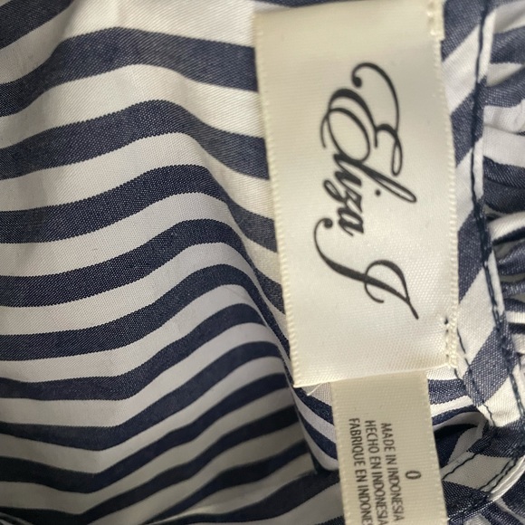 Navy Eliza J, size 0 jumpsuit - Picture 2 of 3